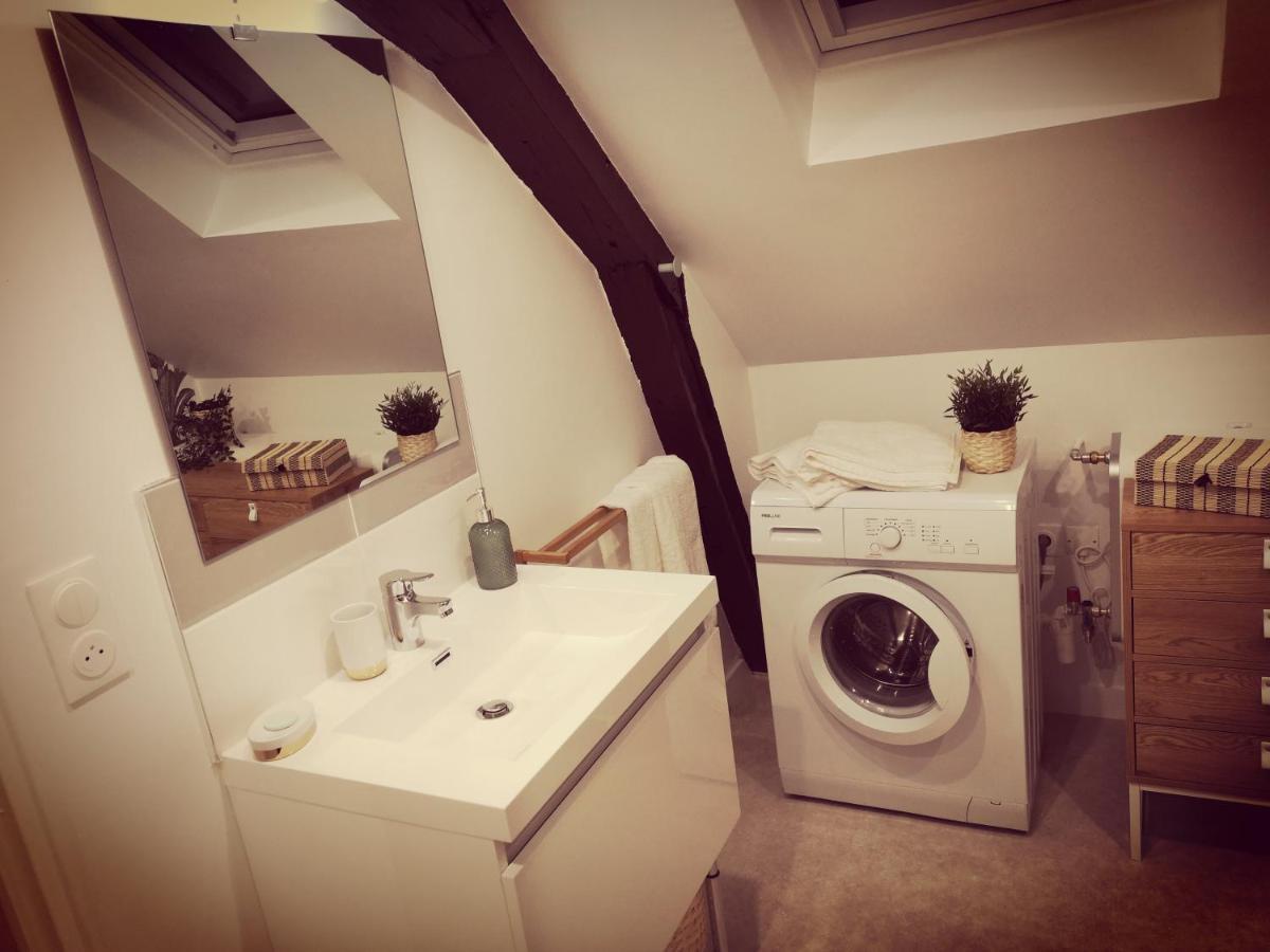 Logement Cosy Renove Au Pied De La Cathedrale Avec Climatisation Ρενς Εξωτερικό φωτογραφία